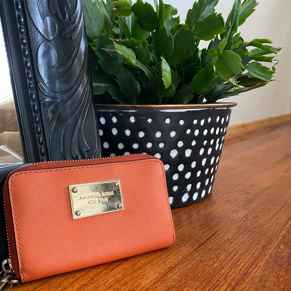 Michael Kors wristlet wallet